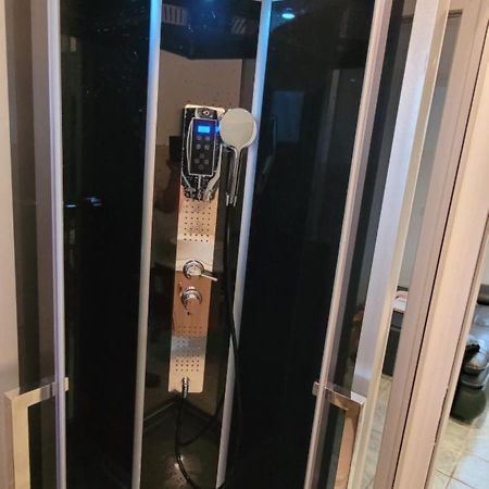 maison a la campagne avec piscine Flayat Esterno foto