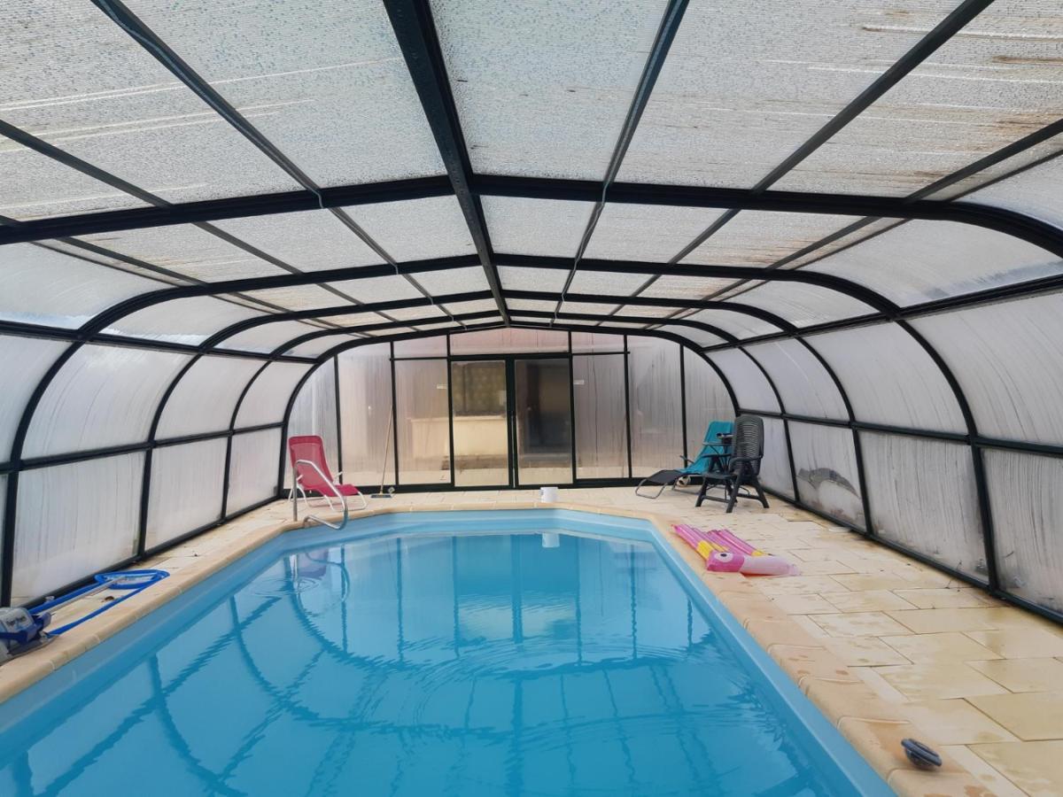 maison a la campagne avec piscine Flayat Esterno foto