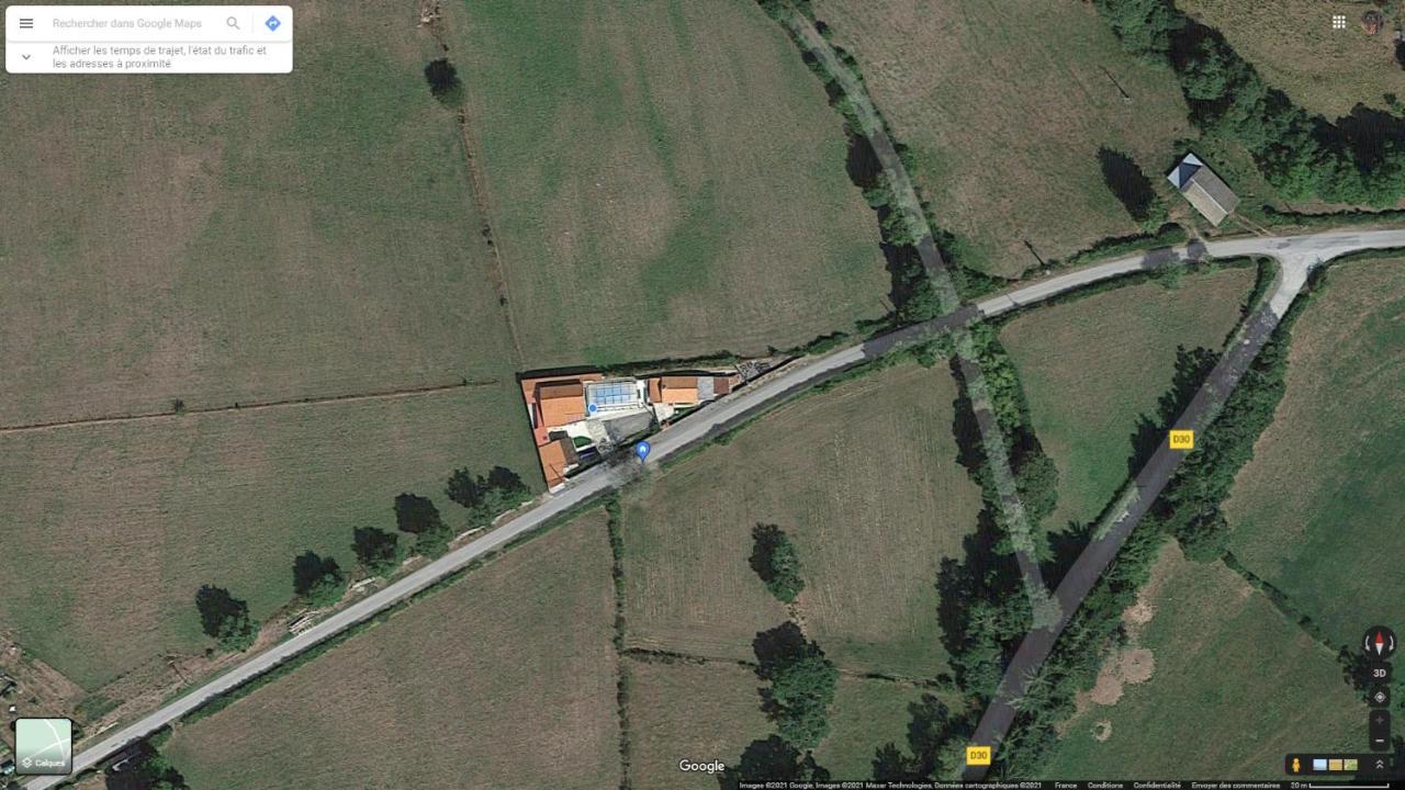 maison a la campagne avec piscine Flayat Esterno foto
